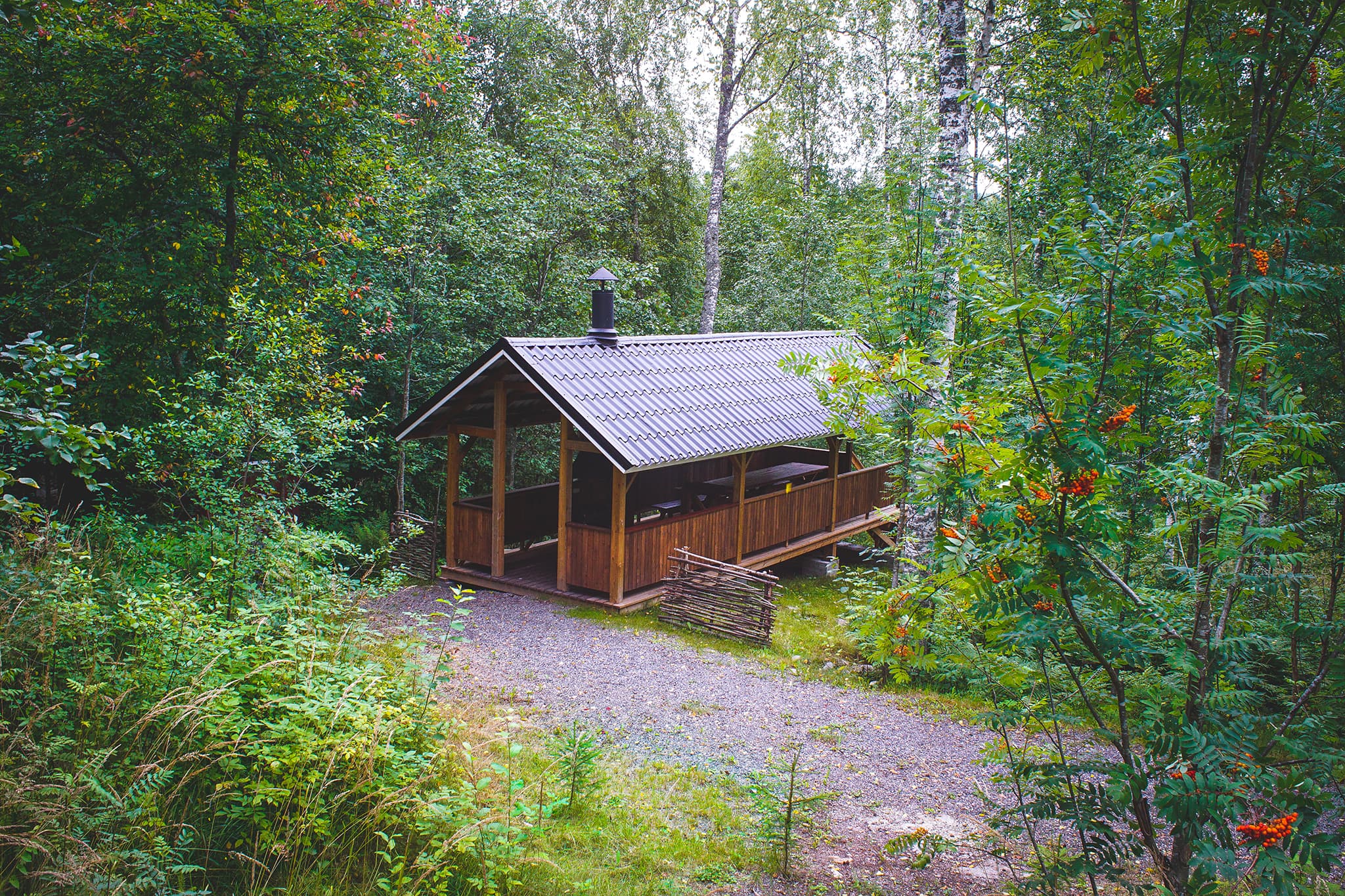 Grill shelter